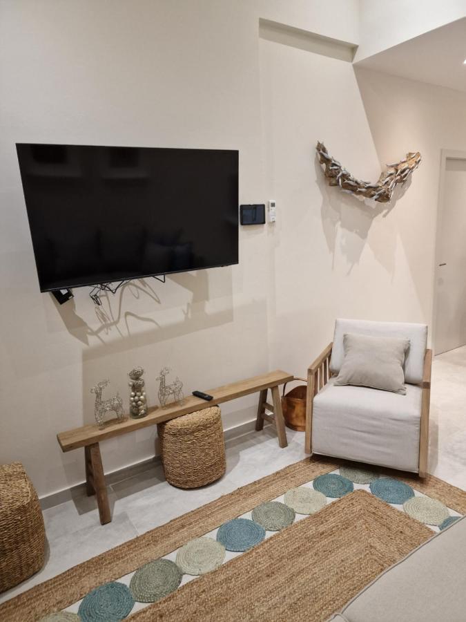 Poseidon'S Limnaria Apartment Paphos 外观 照片