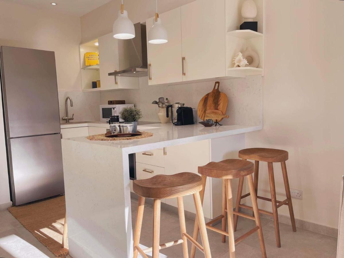 Poseidon'S Limnaria Apartment Paphos 外观 照片